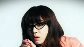 《占卜师》发先行预告 韩国首部超级英雄片揭面纱