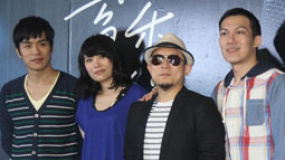 苏打绿上海签票会遭断电 加场演唱回馈歌迷超热情