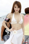 “夜蒲2”开海上派对 众嫩模比基尼上阵秀豪乳