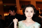 范冰冰半透花裙似女神