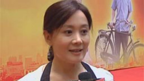 娜仁花加盟《一生有爱》 华表影后为残疾人送关爱