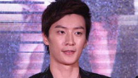 乔任梁公开“叫板”吴镇宇 金马影帝被曝欺负新人
