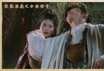 白晶晶（莫文蔚 飾）和師姐春十三娘（藍(lán)潔瑛 飾）一起去找唐僧想吃其肉，卻碰見了孫悟空轉(zhuǎn)世的至尊寶，因無法忘記對(duì)孫悟空的愛戀?gòu)膸熃闶种芯攘酥磷饘殻约簠s身中奇毒。至尊寶離開她去尋解藥，她以為至尊寶是假情假意而跳崖。牛魔王救了她，逼她帶路去盤絲洞，又被師姐所騙，以為至尊寶已和春三十娘有染，憤而自刎。至尊寶用月光寶盒穿越時(shí)空去找她，卻穿越到五百年前宿命地遇到了紫霞仙子，和白晶晶的戀情也無疾而終。春十三娘卻誤施法，和二當(dāng)家有了孩子，生死關(guān)頭為了夫兒犧牲了自己……