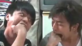 陈柏霖不计形象吞拳头扮丑 陈意涵笑言沾光续代言