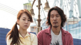 《婚禮緋聞》發(fā)正式海報 騙婚男行騙路上遇真愛