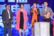 《辛亥革命》获最佳华语故事片 成中国电影典范