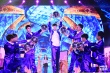 独家曝光：黄晓明唱歌扮魔术师 林忆莲素颜亮相