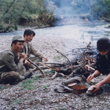 明子，秋子，索尼亞