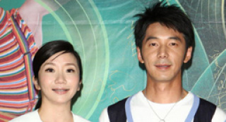陶晶瑩夫妻牽手秀恩愛 安心亞、天心沒男伴顯凄涼
