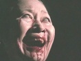 女哭聲