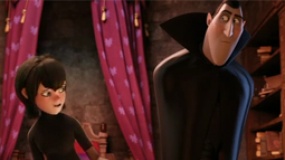 《精灵旅社》片段 看吸血鬼王子如何当惯孩子家长