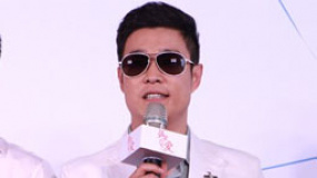 小沈阳本色出演喜感十足 常铖自曝狠捏大腿防笑场