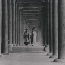 山中傳奇