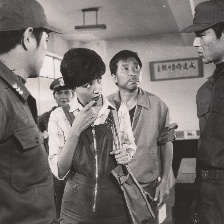 波光中的母親