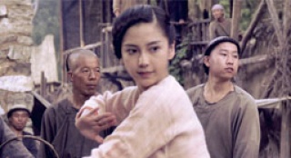 Baby苦練“太極”誤傷人 片場表演魔術(shù)“送安慰”
