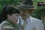 《茉莉花開》是一部反映一家三代女性的愛情與婚姻的故事，發(fā)生在三十年代、五十年代和八十年代，以獨(dú)特視角展現(xiàn)了二十世紀(jì)中國的歷史變遷和女人的命運(yùn)。章子怡一人分飾“茉”、“莉”、“花”三個(gè)生活在不同時(shí)期但年齡相近的女性，不管是當(dāng)過電影明星的茉，還是不能生子的莉，還是堅(jiān)強(qiáng)獨(dú)立的花，章子怡均傾力去演出三個(gè)角色不同的特點(diǎn)。分別和姜文、劉燁、陸毅對(duì)戲，每段故事都頗有看點(diǎn)。特別是最后雨中生子的場(chǎng)面，震撼揪心讓人過目不忘。章子怡也由此獲得第24屆中國電影金雞獎(jiǎng)最佳女主角，提名第7屆上海國際電影節(jié)、第10屆上海國際電影節(jié)和第7屆中國長春電影節(jié)最佳女主角。
