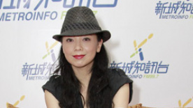 邓萃雯狠批耍大牌传闻 支持胡杏儿演自己经典角色