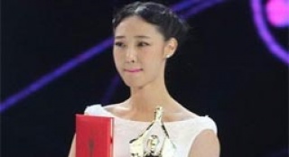 白百何榮登影后語(yǔ)無(wú)倫次 后臺(tái)連線老公當(dāng)眾秀甜蜜