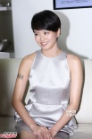 梁咏琪婚后显丰满 渴望早日造人为郑伊健送祝福