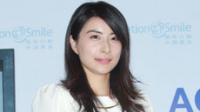 郭晶晶婚書曝光已為人婦 霍啟剛與父親拍短片留念
