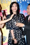 《三個未婚媽媽》舉行首映 姚晨透視走光露胸貼