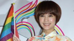 楊丞琳恭喜林依晨再度封后 自稱早已預言慶功