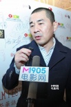 “英国万像”上演“雨中曲” 中国影人红毯吸睛
