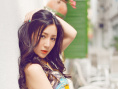 劉梓妍唯美寫真曝光 復(fù)古長裙慵懶卷發(fā)性感撩人