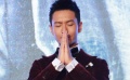 黄晓明庆祝35岁生日避谈Baby 与阮经天暧昧互摸