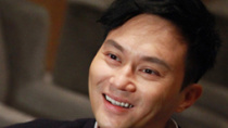 专访张智霖：跟老婆拼命工作 不支持儿子进演艺圈
