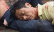 背鸭子的男孩