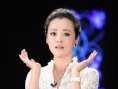 王嘉任光影星主播靓丽活泼 与剧中形象大相径庭