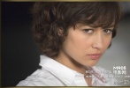 </br>???<strong>出演007電影：《007：大破量子危機(jī)》 2008年</strong></br>???<strong>國籍：烏克蘭</strong></br>???<strong>歐洲派：</strong>多國部隊(duì)向來少不了美貌誘惑，她們身上散發(fā)著歐洲女郎那種無所謂的隨性氣質(zhì)，自然而性感。來自瑞士的烏蘇拉·安德絲被稱為“永遠(yuǎn)的邦女郎”，她最出名的莫過于她身著白色比基尼從水中走出的那個鏡頭，作為第一位“bonds girls”她開啟了007系列的女色誘惑，也從此奠定了邦女郎在該系列電影中的重要地位。</br>???第二位意大利美女丹妮拉·碧安琪也不差，她是當(dāng)年意大利小姐和環(huán)球小姐亞軍。而烏克蘭美妞歐嘉·柯瑞蘭蔻則從13歲起就開始做模特，18歲就登上各種頂級時尚雜志的封面。