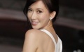 成龍牽李冰冰走紅毯 林志玲白裙長腿露背秀豪乳