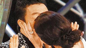 黃渤、曾寶儀調侃入圍影帝 得林志玲“愛的親親”