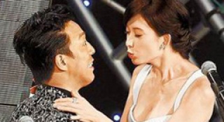 黃渤金馬脫口秀集錦 激吻林志玲難敵“愛的親親”