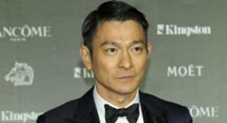 劉德華揭評(píng)選細(xì)節(jié) “亨特張”8比7險(xiǎn)勝《奪命金》