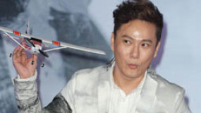 张信哲叛逆回归 新专辑与萧煌奇“吃出”好感情