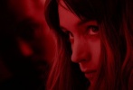 魯妮·瑪拉主演的《副作用》發(fā)布首款海報，海報上方為魯妮·瑪拉倔強神情，下方模擬醫(yī)院開出的藥方，并配文字“有人想以最糟的方式治病”，點出了影片的主題。