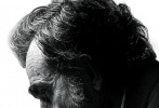 導演：史蒂文?斯皮爾伯格</br>主演：丹尼爾?戴-劉易斯 約瑟夫?高登-萊維特 湯米?李?瓊斯</br>看點：奧斯卡熱門 斯皮爾伯格作品</br>上映日期：2013年待定</br>點評：縱觀整個頒獎季，《林肯》拿獎真是拿到手軟，而最佳男演員等獎項已經(jīng)基本“內(nèi)定”。正確的題材，令人尊敬的人物，演員優(yōu)秀的演技加上導演斯皮爾伯格的實力，相信《林肯》定能一掃去年“丁丁”失敗的陰霾。