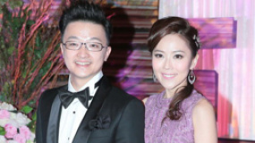 美女主播刘明轩嫁富豪 张卫健婚礼上流下热泪