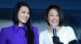 王姬参演《危情营救》 曾反对女儿演戏称不如卖菜