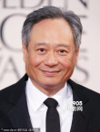 李安面帶微笑顯慈祥 攜“少年派”男主角登紅毯