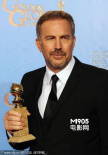 最佳电视电影男主角揭晓 凯文·科斯特纳捧杯