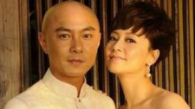 张卫健自曝与张茜夫妻间糗事 只穿内裤被关门外