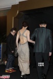 甄子丹與影帝布洛迪喜相逢 李嘉欣牽夫大秀美背