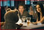    点评：5亿美元全球票房，来自一部限制级影片，《泰迪熊》完成了这一壮举，该片一跃成为史上最赚钱“R级”片，没有之一。不管你喜不喜欢，续集已经开始筹备中啦！