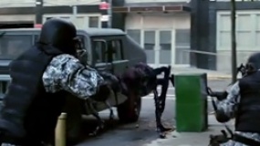 《蜘蛛3D》中文預告 警察出動不敵變異毒蜘蛛