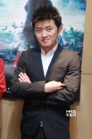 專訪：李威墜樓嚇破膽 張榕容不介意拍浴室戲