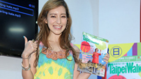 梁心頤春光艷麗“被迫”清唱 音響頻出問題超尷尬